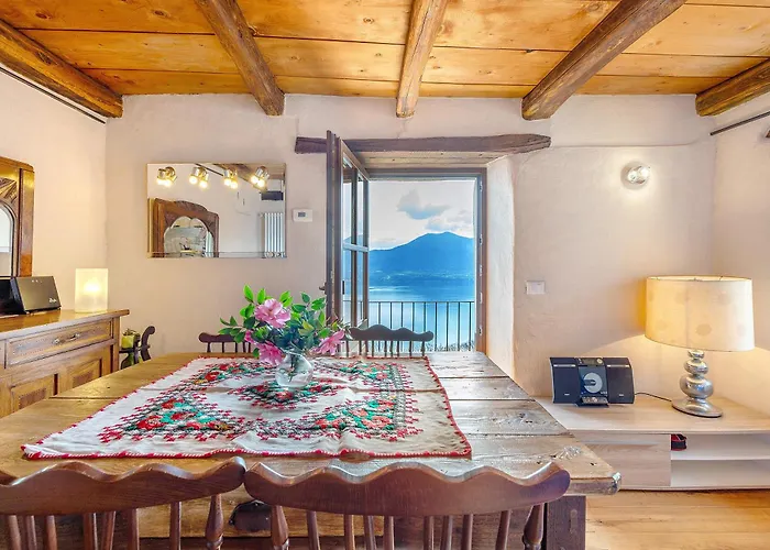 Apartament La Torretta Di Mozzola *