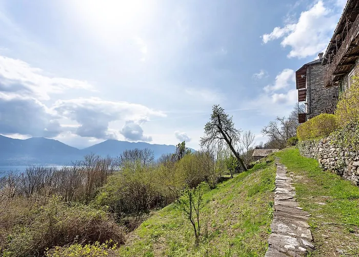 La Torretta Di Mozzola * Oggebbio